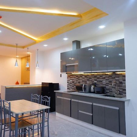 Cozy Entire Condo Unit With Pool Access Angeles Exterior foto